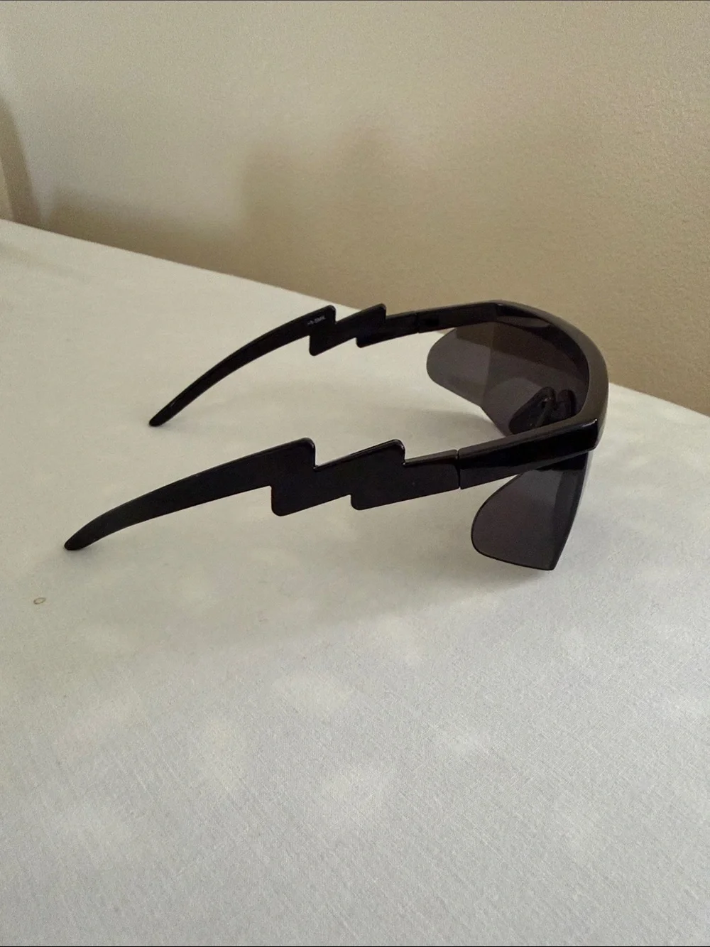 Riff Raff Raver Shield Visor Sunglasses - Black